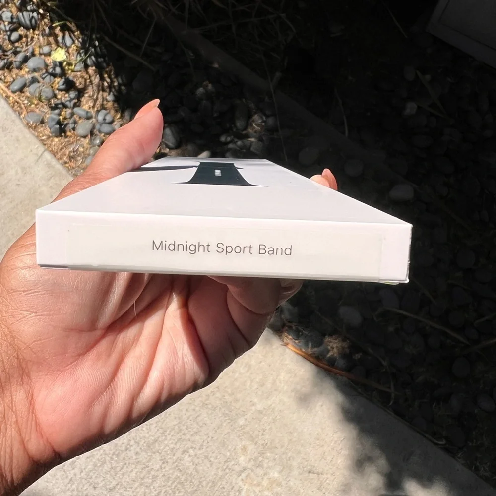 Midnight Apple Watch 8 series watchband.